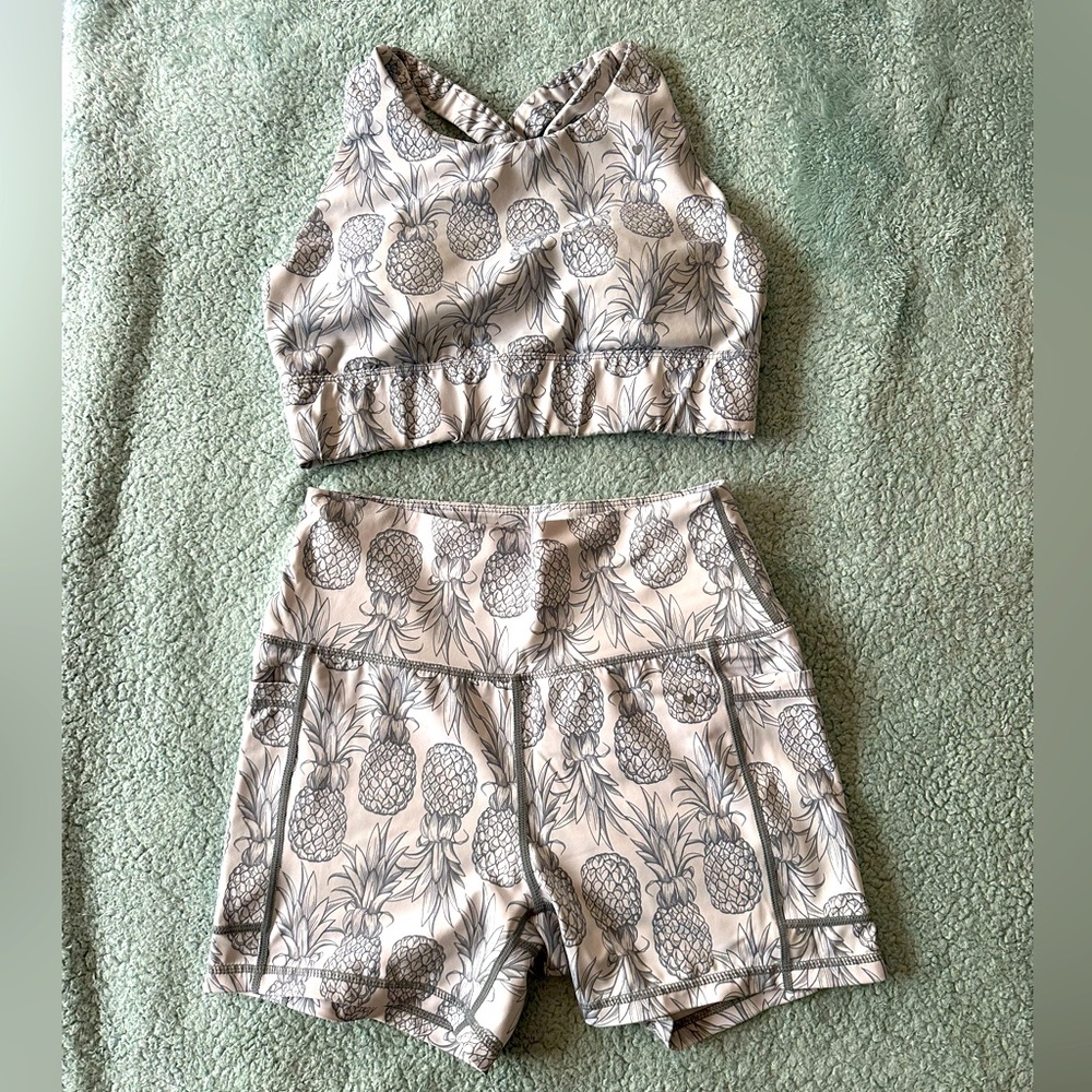 Love Fitness Pineapple Bra and Pocket Short set.